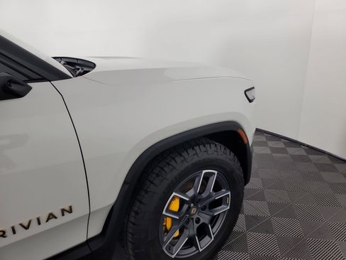 Used 2022 Rivian R1T Adventure image 34