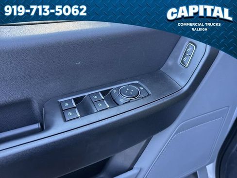 New 2026 Ford F250 XL w/ XL Chrome Package RWD image 24