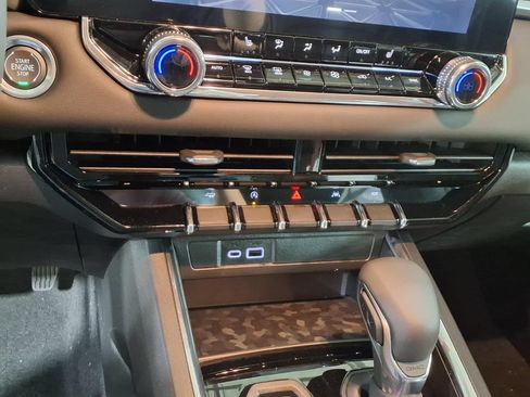 New 2026 GMC Canyon Elevation w/ Convenience Package RWD image 16