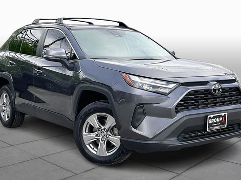 Used 2024 Toyota RAV4 XLE w/ Convenience Package image 3