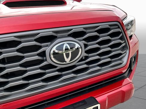 Used 2023 Toyota Tacoma TRD Sport w/ TRD Premium Sport Package RWD image 30