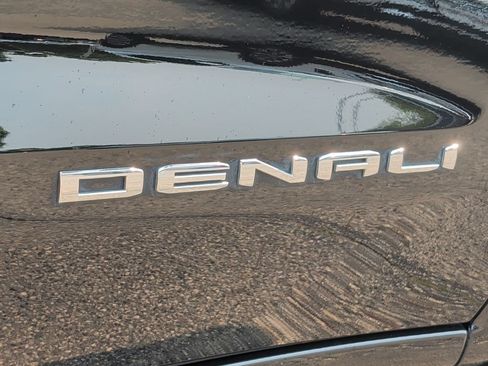 Used 2023 GMC Sierra 1500 Denali Ultimate AWD/4WD image 43