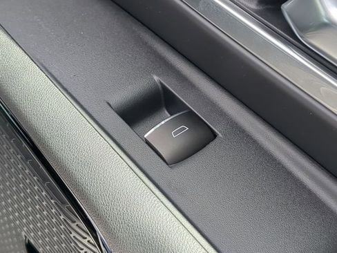 New 2025 Chevrolet Silverado EV LT image 43