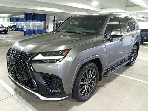 Used 2024 Lexus LX 600 F Sport AWD/4WD image 1