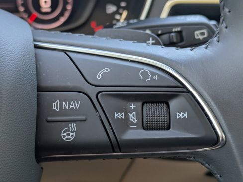 Used 2018 Audi A4 2.0T allroad Premium Plus image 29