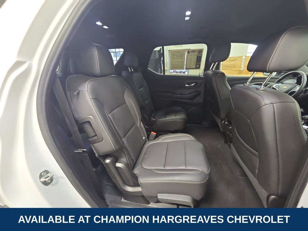 Certified 2023 Chevrolet Traverse LT w/ LT Premium Package AWD/4WD image 35