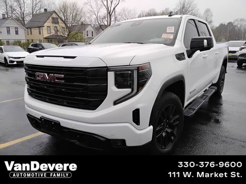Used 2024 GMC Sierra 1500 Elevation w/ Elevation Premium Package image 1