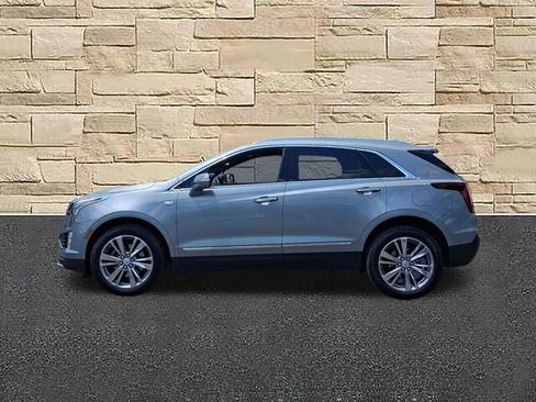 Used 2024 Cadillac XT5 Premium Luxury w/ Technology Package AWD/4WD image 2
