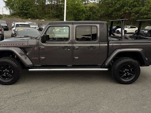 Used 2020 Jeep Gladiator Mojave AWD/4WD image 12