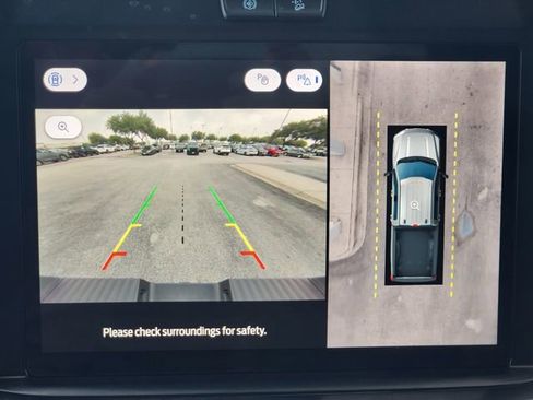 Used 2025 Ford F250 Platinum image 15