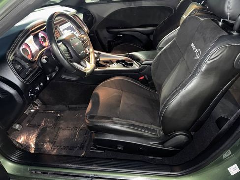 Used 2021 Dodge Challenger SRT Hellcat Redeye image 12