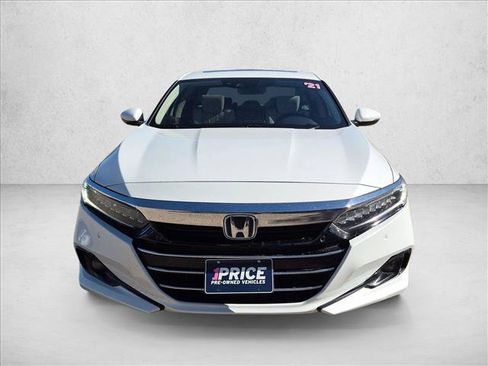 Used 2021 Honda Accord Touring image 2