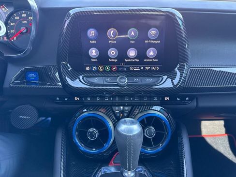 Used 2022 Chevrolet Camaro SS RWD image 9