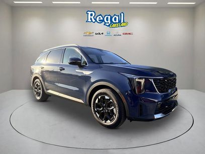 Used 2025 Kia Sorento S w/ Panoramic Sunroof Package