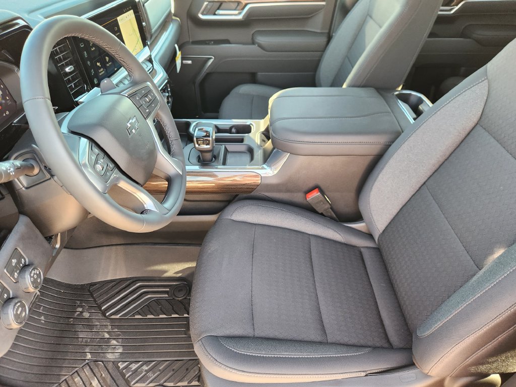 New 2026 Chevrolet Silverado 1500 RST AWD/4WD image 9