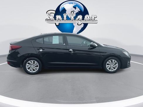 Used 2019 Hyundai Elantra SE w/ Cargo Package image 10
