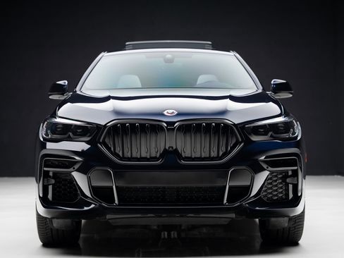 Used 2023 BMW X6 M50i w/ Parking Assistance Package AWD/4WD image 8