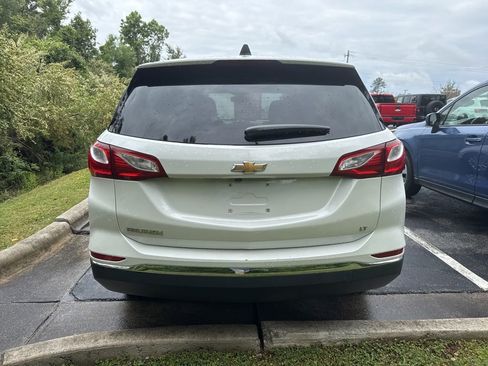 Used 2018 Chevrolet Equinox LT FWD image 3