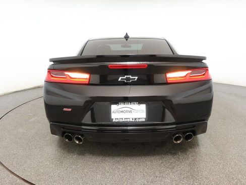 Used 2018 Chevrolet Camaro SS w/ LPO, Ground Effects Package image 5