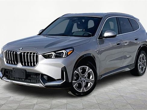 Used 2025 BMW X1 xDrive28i image 1