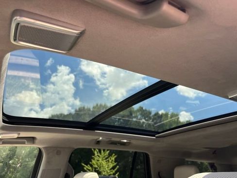 Certified 2023 Cadillac Escalade Premium Luxury Platinum w/ LPO, Radiant Package RWD image 36