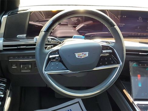 New 2025 Cadillac Escalade Premium Luxury w/ LPO, Floor Liner Package image 10