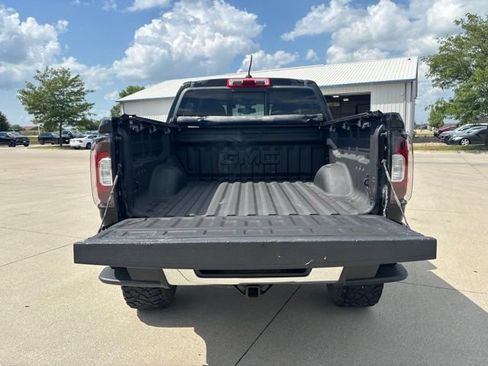 Used 2019 GMC Canyon SLE w/ SLE Convenience Package AWD/4WD image 28