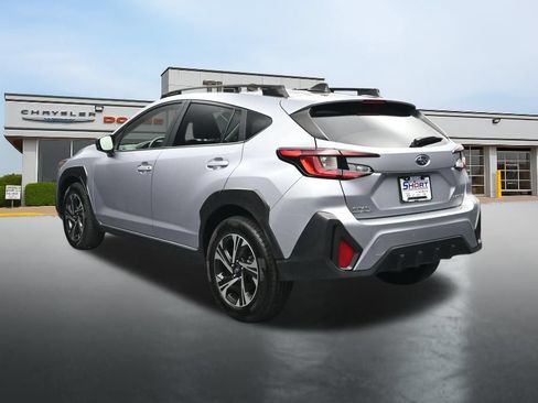 Used 2025 Subaru Crosstrek 2.5i Premium AWD/4WD image 3