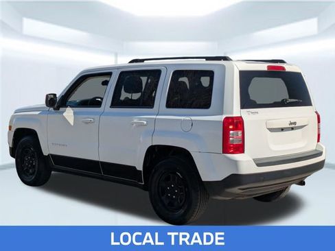 Used 2015 Jeep Patriot Sport w/ Power Value Group image 2