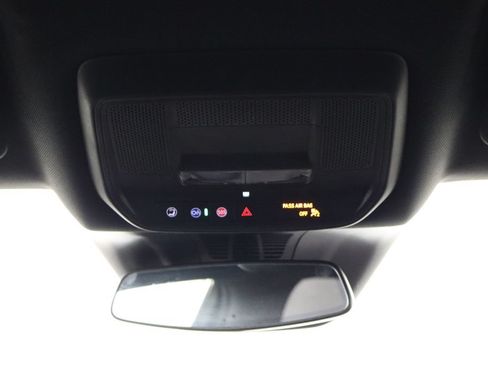 Used 2024 Chevrolet Blazer EV LT AWD/4WD image 24