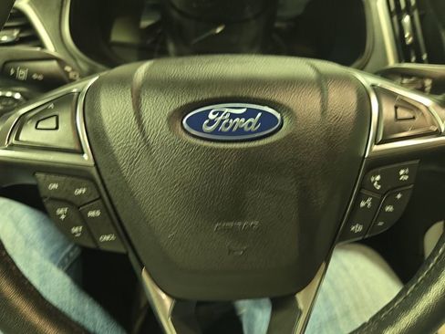 Used 2022 Ford Edge SEL w/ Sport Appearance Package image 19