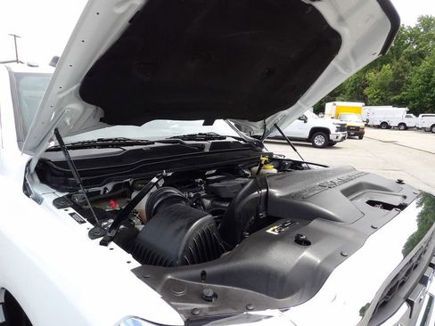 Used 2024 RAM 3500 Tradesman w/ Chrome Appearance Group AWD/4WD image 44