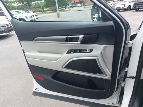 Used 2020 Kia Telluride S w/ S 8 Passenger Seating Package FWD image 26