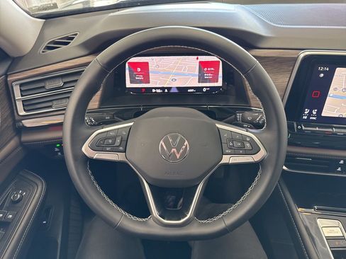 Used 2026 Volkswagen Atlas SEL AWD/4WD image 20