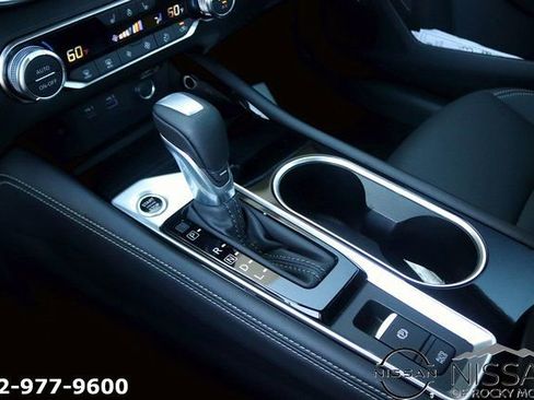 New 2025 Nissan Altima 2.5 SL image 19