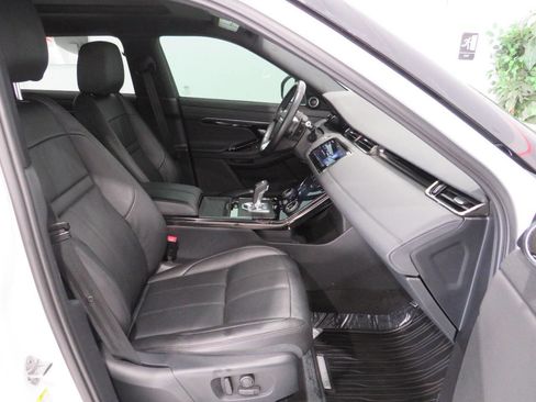 Used 2020 Land Rover Range Rover Evoque R-Dynamic S image 11