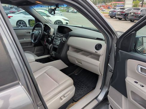 Used 2013 Honda Pilot Touring image 12