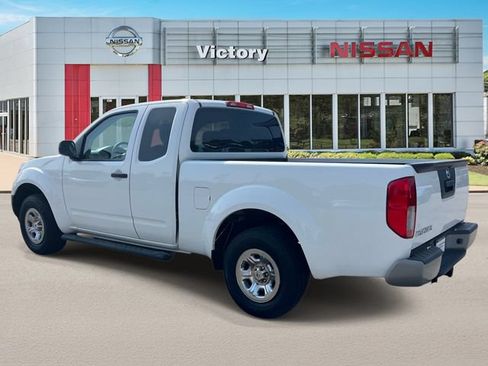 Used 2019 Nissan Frontier S RWD image 6