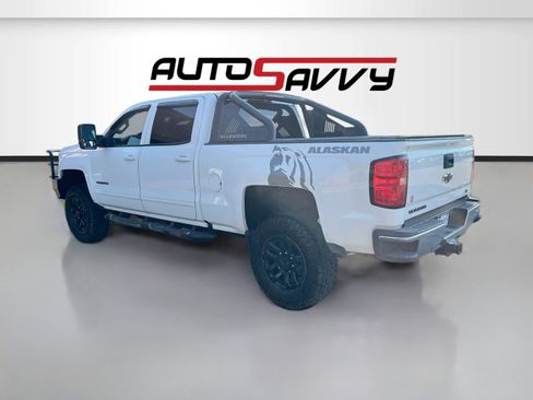 Used 2017 Chevrolet Silverado 2500 LT AWD/4WD image 5