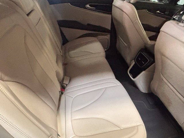 Used 2019 Lincoln Nautilus Select w/ Cargo Utility Package FWD image 21