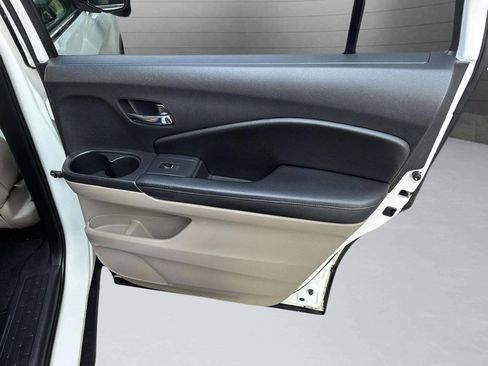 Used 2017 Honda Pilot EX-L image 28