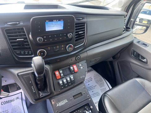 Used 2023 Ford Transit 250 Medium Roof w/ Exterior Upgrade Package RWD image 19