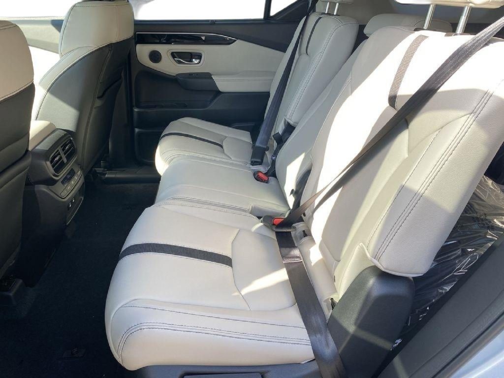 New 2026 Honda Pilot EX-L image 24
