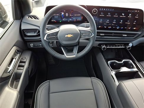 New 2026 Chevrolet Silverado EV LT image 7