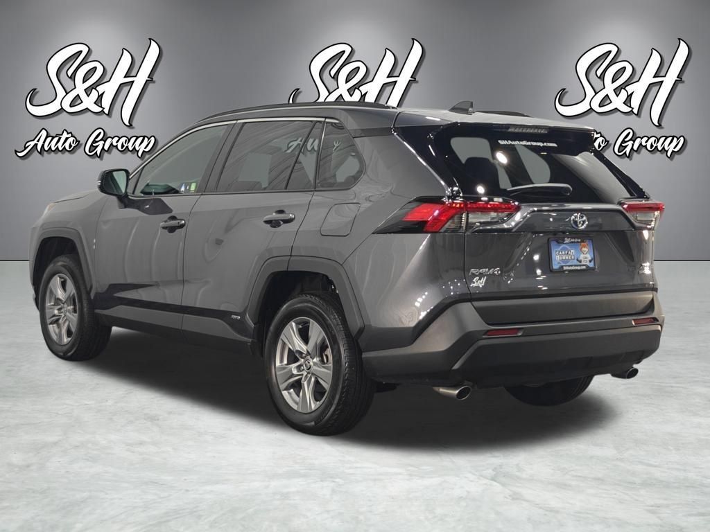 Used 2024 Toyota RAV4 XLE w/ Convenience Package AWD/4WD image 15