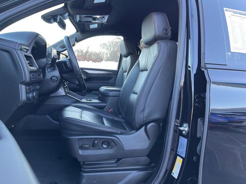 Certified 2024 Chevrolet Tahoe RST w/ Luxury Package AWD/4WD image 13