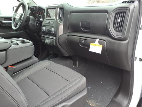 New 2026 GMC Sierra 1500 Pro w/ Pro Value Package image 9