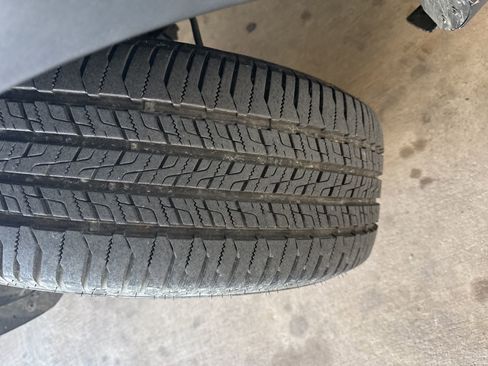 Used 2017 Ford Explorer XLT w/ Equipment Group 201A image 22