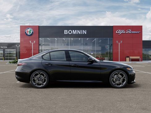 New 2026 Alfa Romeo Giulia RWD image 21