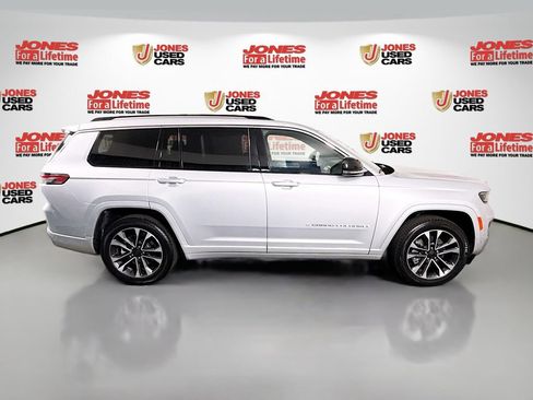 Used 2023 Jeep Grand Cherokee L Overland w/ Advanced Protech Group III AWD/4WD image 20